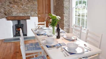 Cottage | Interior