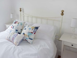 Cottage | Interior