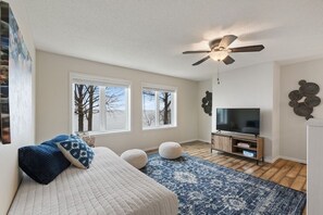 3 Schlafzimmer, Bügeleisen/Bügelbrett, Babybetten, WLAN