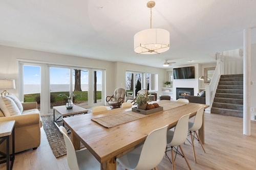 GOLF-FISH-SWIM, Hot Tub ~ Izaty’s on Mille Lacs Lake