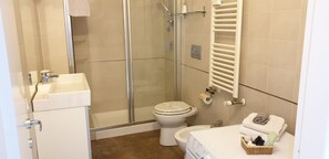 City-Apartment | Badezimmer