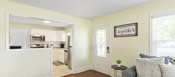 New! Renovated and 12 minutes to South End CLT!