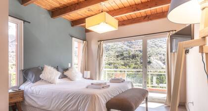 VC2 - LUXURY 2 BEDROOM APARTMENT CERRO CATEDRAL