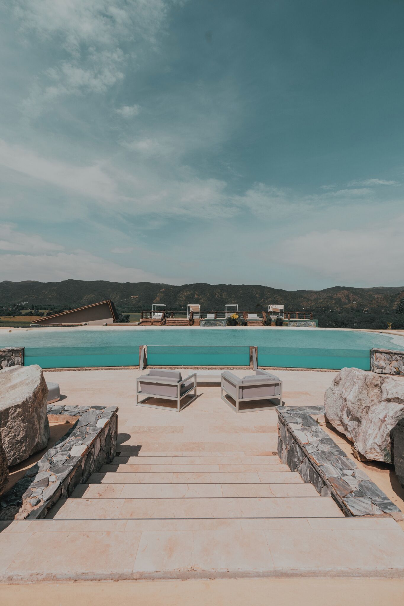 Piscine couverte, piscine extérieure (ouverte en saison)