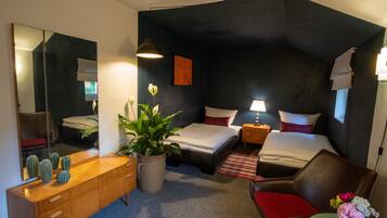 4 chambres, bureau, Wi-Fi gratuit, draps fournis