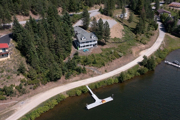 Lake Coeur d'Alene Lake House