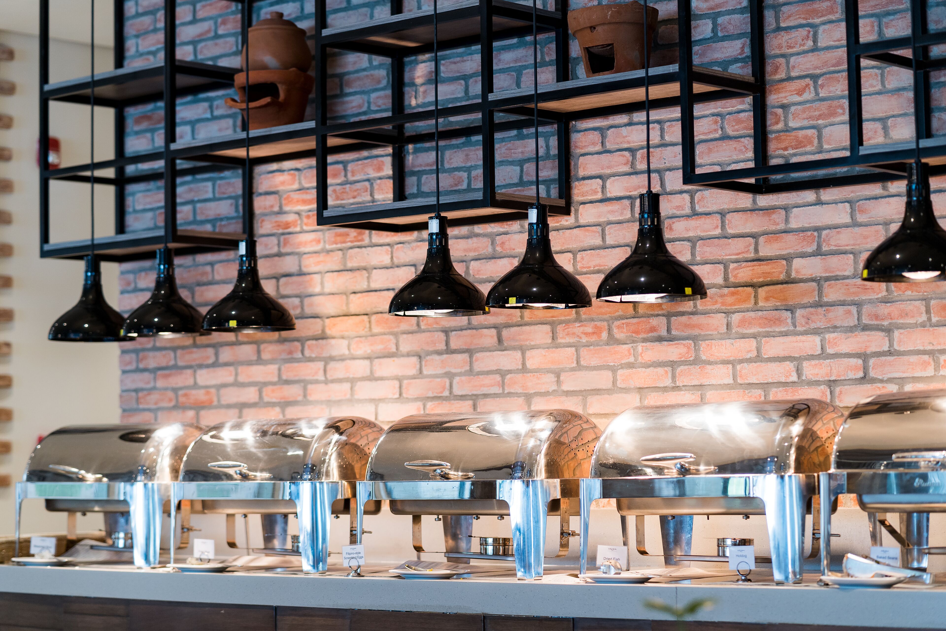 daily full breakfast for a fee