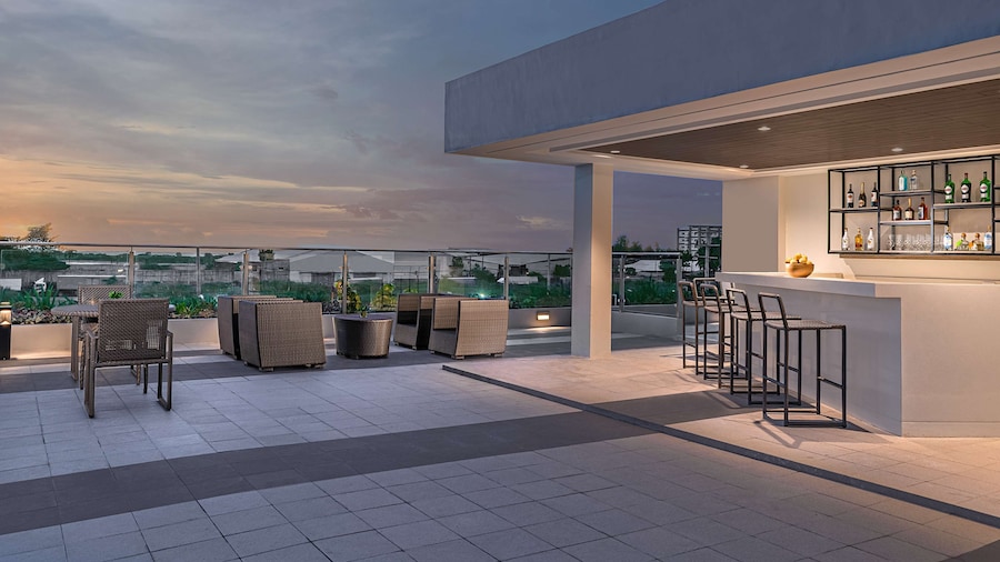 Park Inn By Radisson Bacolod
