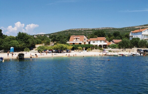 Appartement, 1 très grand lit et 1 canapé-lit | Plage