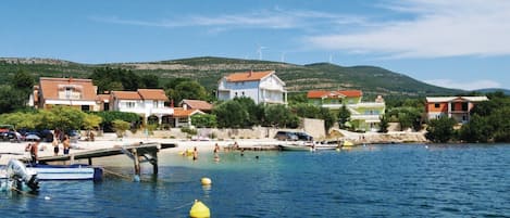 LÀgenhet - 1 kingsize-sÀng med bÀddsoffa | Sjö