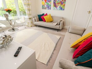 Cottage | Interior - Robin Hill (St Austell)