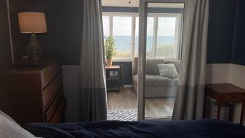 4 bedrooms, WiFi, bed sheets