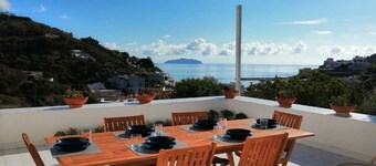 Villa with garden and 2 private terraces in the center of Ponza.