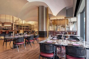 Breakfast, lunch and dinner served - Nanjing, Jiangning, Autograph Collection (Nanjing)