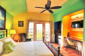 1 habitación, tabla de planchar con plancha, wifi gratis y ropa de cama