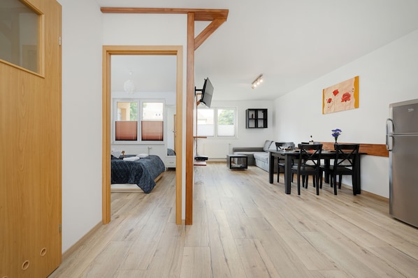 アパートメント 1 ベッドルーム バルコニー | リビング エリア