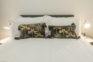 3 habitaciones, tabla de planchar con plancha y wifi gratis 