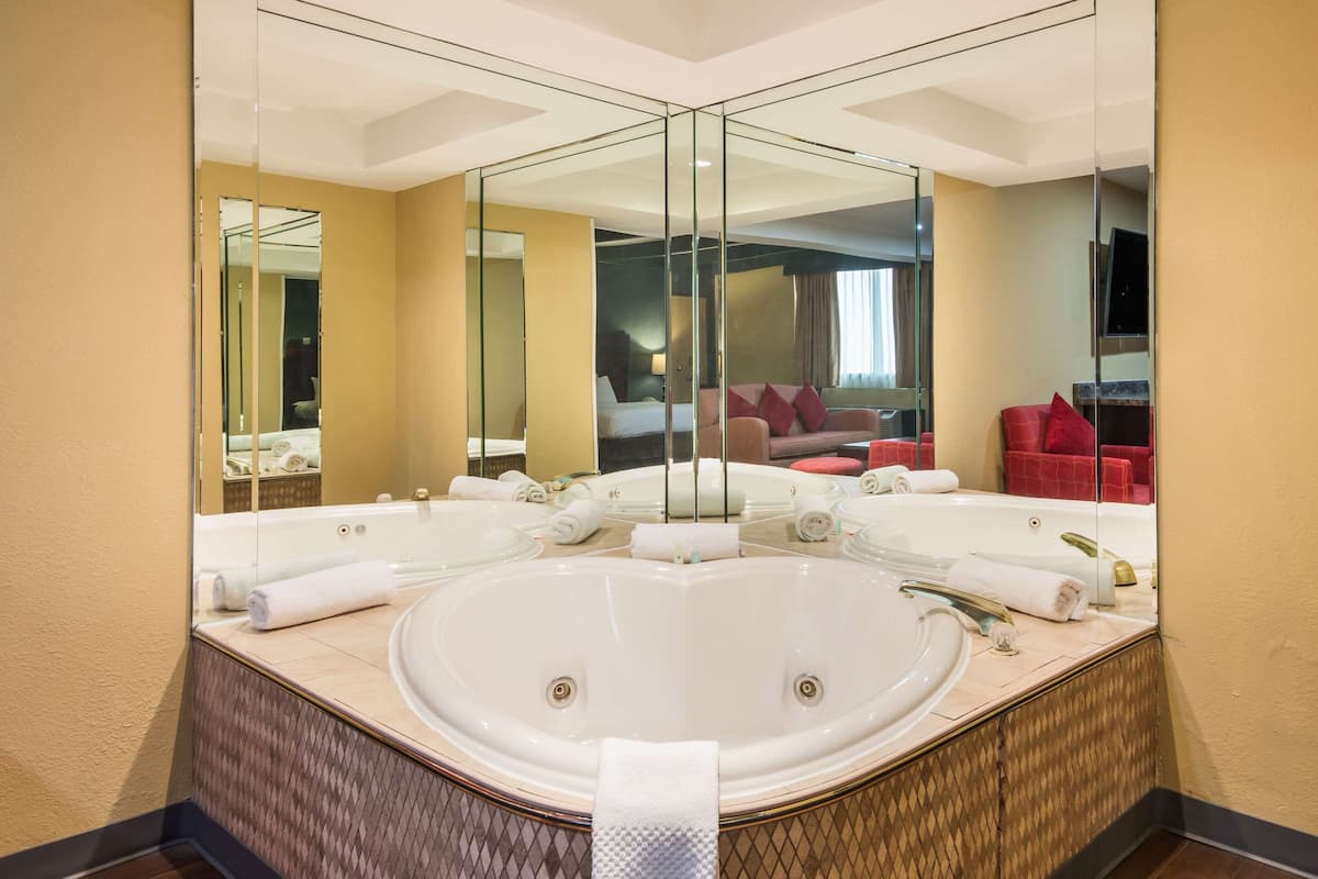 in-room safe, desk, laptop workspace, iron/ironing board