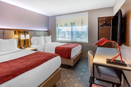 Standard Room, 2 Queen Beds, Non Smoking | Premium bedding, pillowtop beds, in-room safe, desk. Comfort Inn JFK Airport