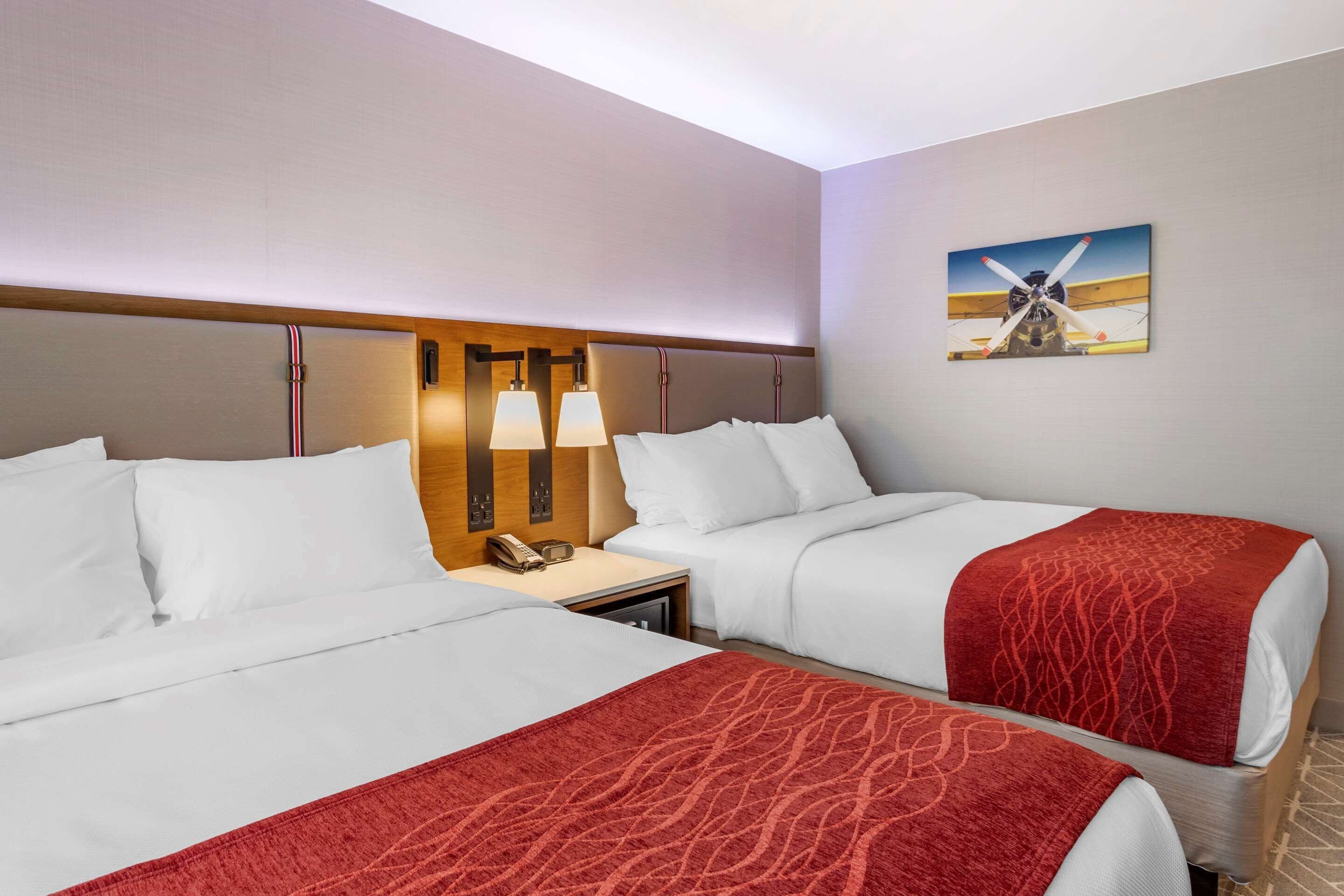 standard room, 2 double beds, non smoking | 1 bedroom, premium bedding, pillow-top beds, in-room safe