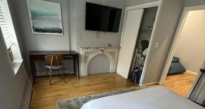 TwinCity 2 BR/1 BA Apt - Rainfall Shower!