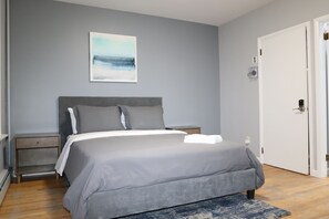 2 bedrooms, desk, iron/ironing board, travel cot