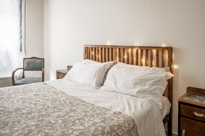 2 chambres, fer et planche à repasser, Wi-Fi gratuit, draps fournis