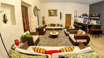 Área de estar no saguão