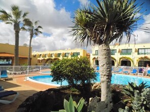 Apartment, 1 Queen-Bett | Pool