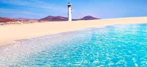 Beach - Captivating Duplex on the Castillo Mar Complex (Antigua)