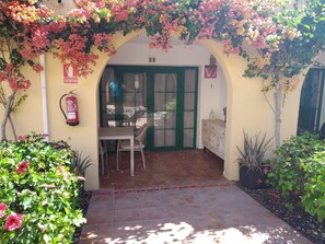 Apartment, 1 Queen-Bett | Balkon