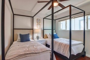 5 slaapkamers, een strijkplank/strijkijzer, gratis wifi, beddengoed
