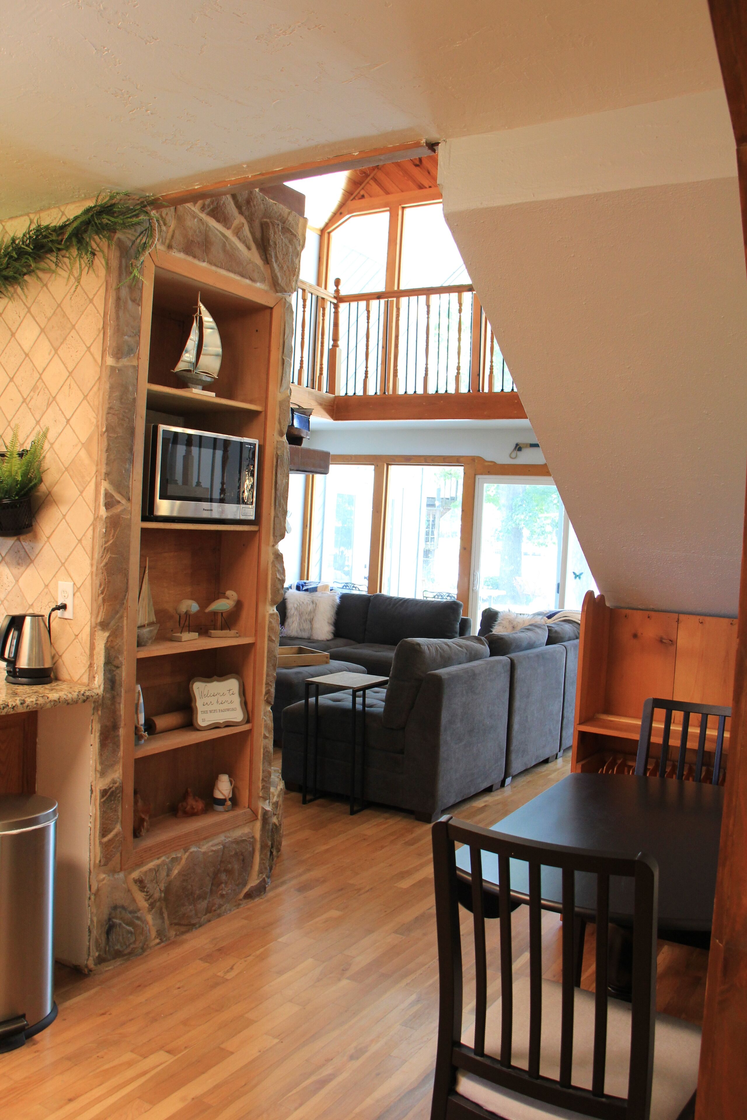 Smart-TV, Kamin, Tischfußball, Stereoanlage