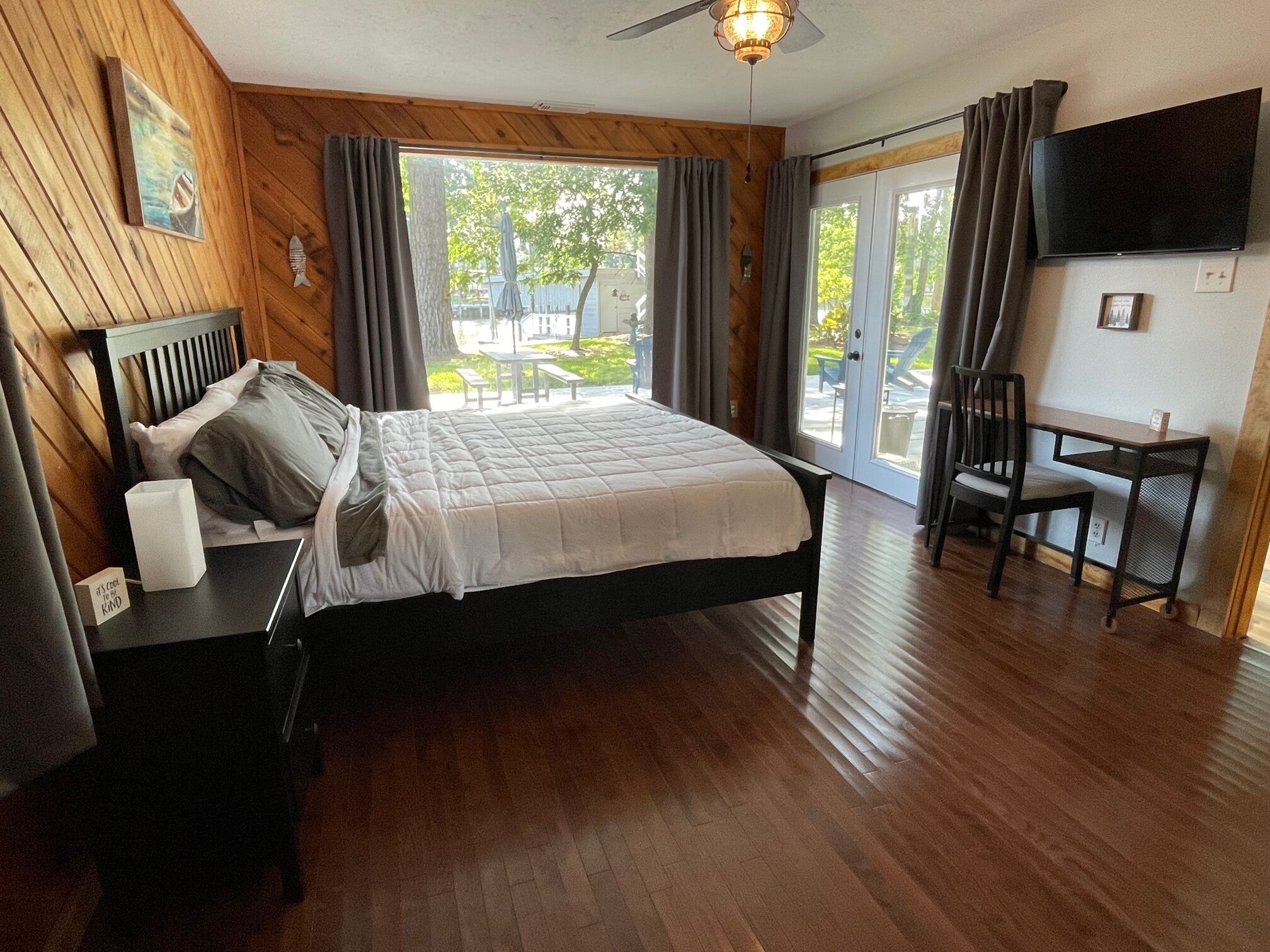 4 bedrooms, desk, travel crib, free WiFi