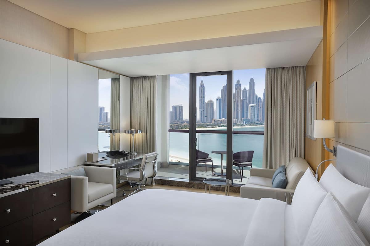 1 bedroom, minibar, in-room safe, desk