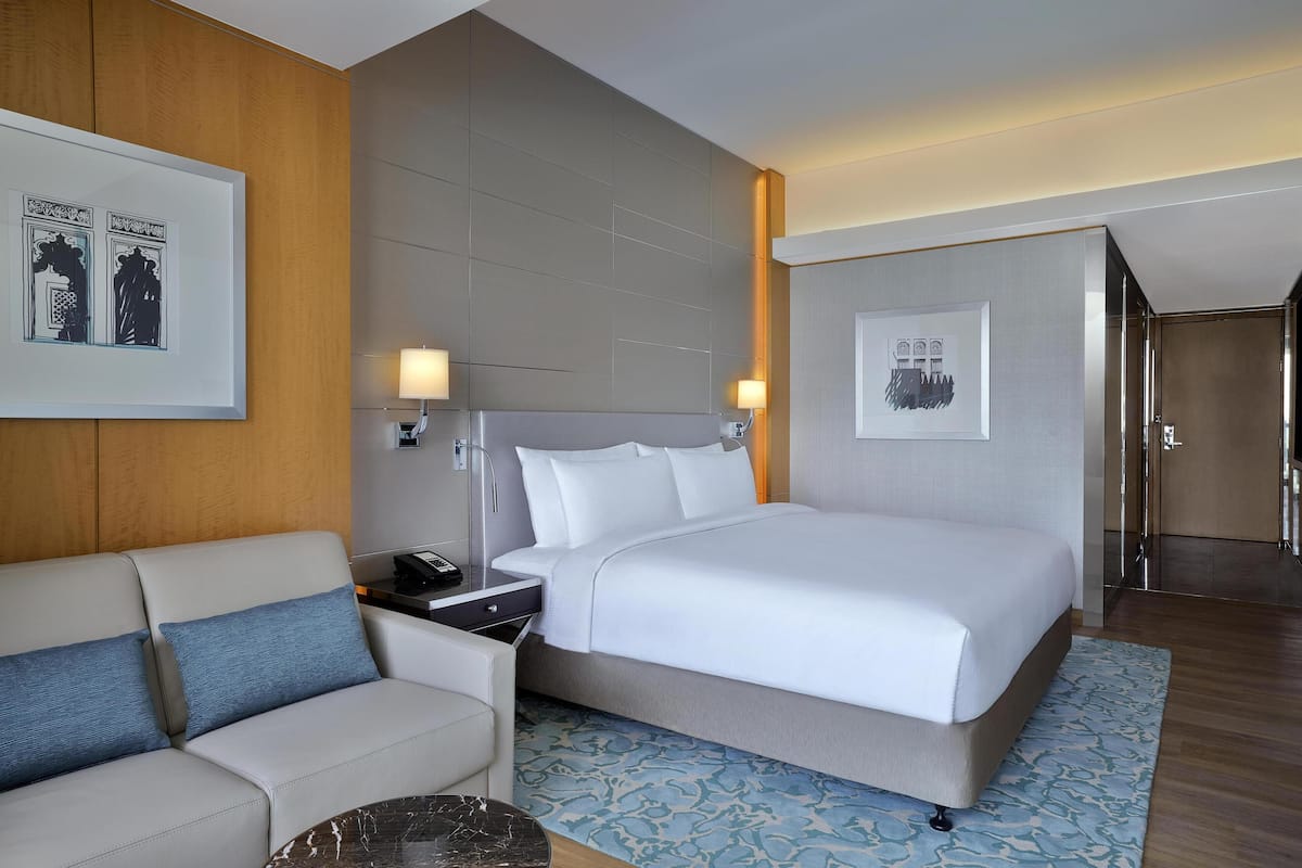 Minibar, in-room safe, desk, laptop workspace