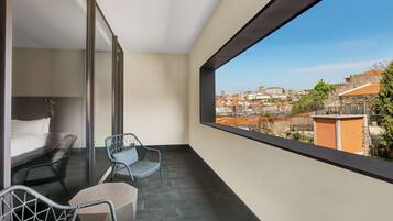 Quarto casal luxo, sacada | Vista do quarto