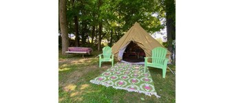 Gypsy Belle Glamping Tent & Breakfast for 2 in Finger Lakes Wine Country!
