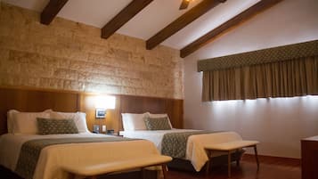 Deluxe Double Room | Down duvets, minibar, in-room safe, desk