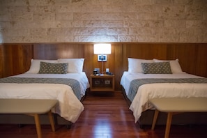 Superior Suite | 1 bedroom, premium bedding, down comforters, in-room safe