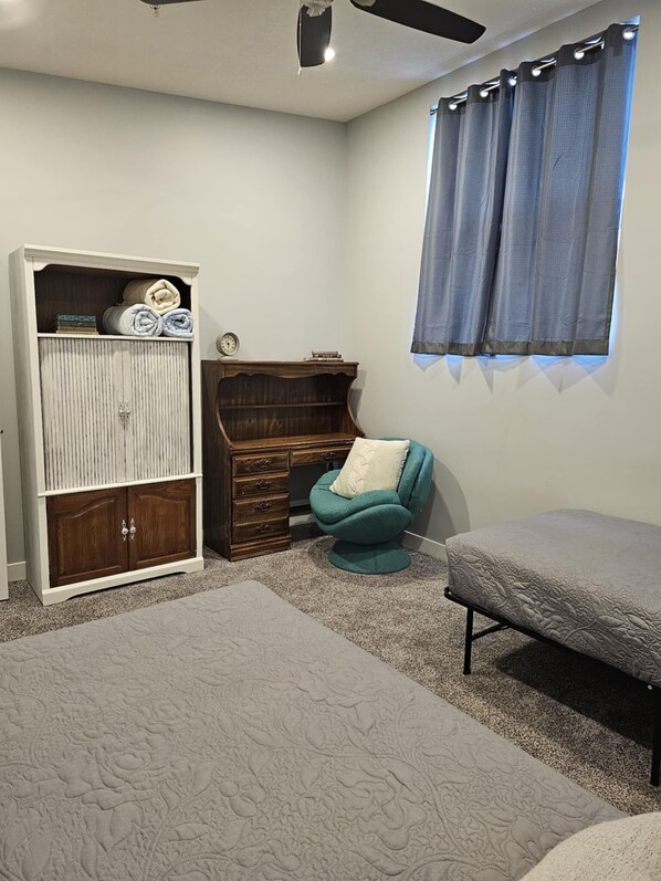 3 bedrooms, WiFi, bed sheets