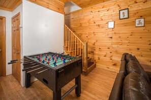 Game room - Mountain Views, Hot Tub, Fire Pit, Game Room & River Access (Sugar Grove)