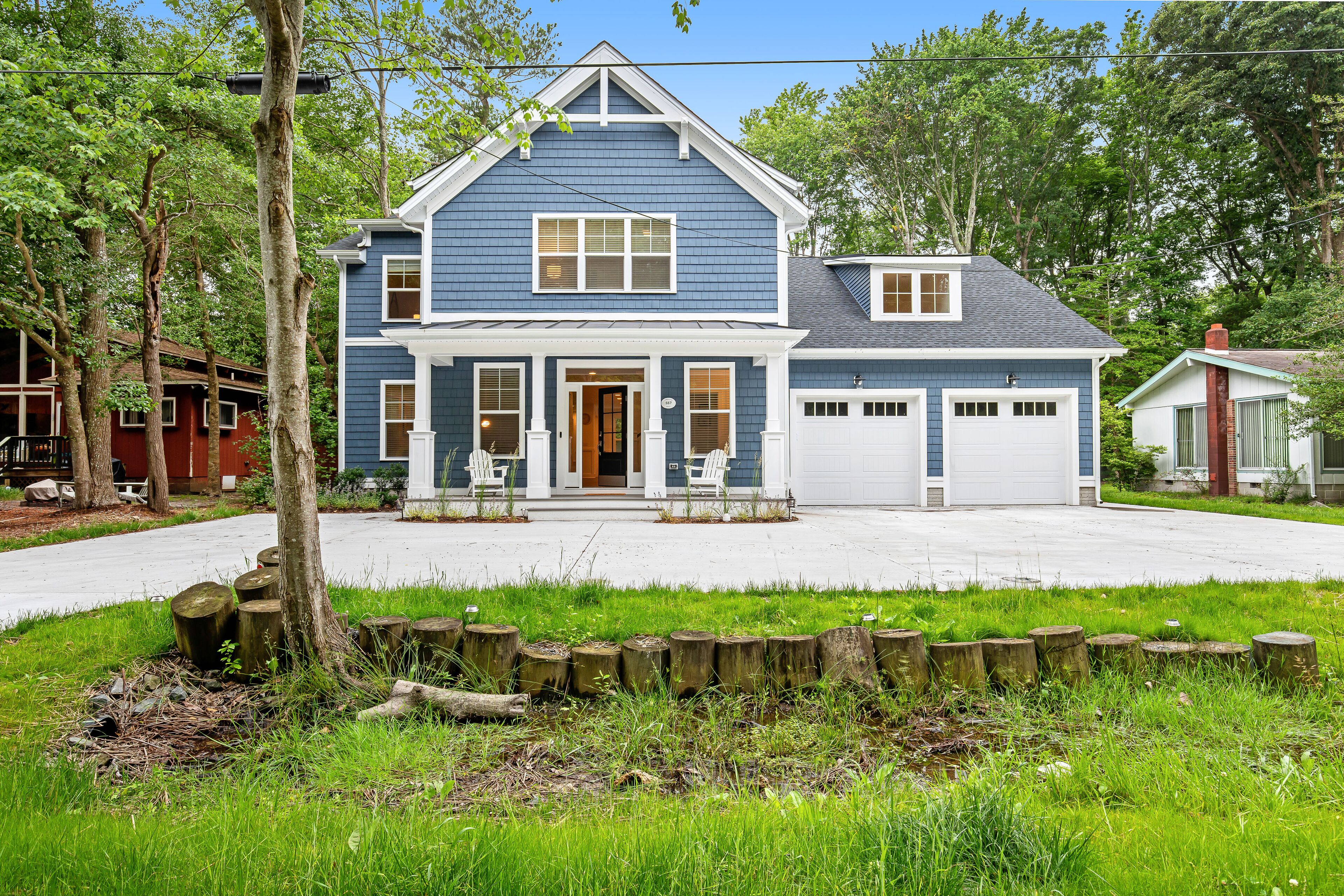 Bethany West Retreat W/ Shared Pool, Free WiFi, Full Kitchen & Ideal Location