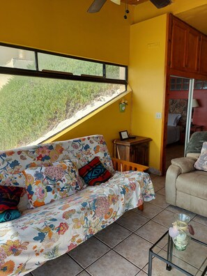 Iron/ironing board, free WiFi, bed sheets - EXCELLENT UNOBSTRUCTED OCEAN VIEWS AND  BEACH ACCESS!! (San Antonio del Mar)