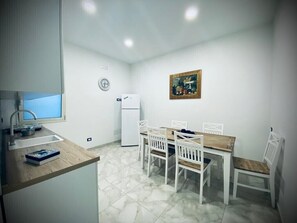 Dining - Paolanna Luxury Rooms (Siracusa)