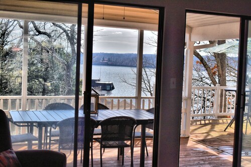 Lakeview home in Margaritaville resort area. Grill