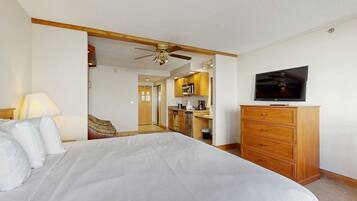 Fer et planche Ă repasser, accĂšs Internet, draps fournis