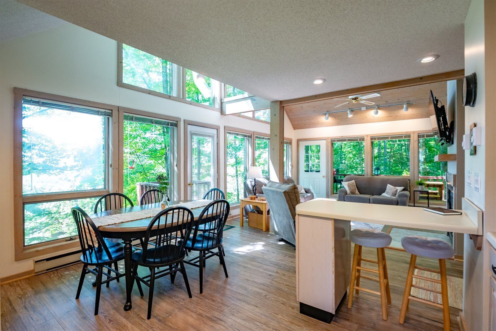 House (Trail Magic) | Private kitchen