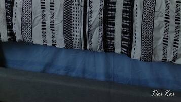 4 bedrooms, desk, free WiFi, bed sheets