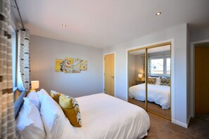 2 Schlafzimmer, Bügeleisen/Bügelbrett, kostenloses WLAN, Bettwäsche
